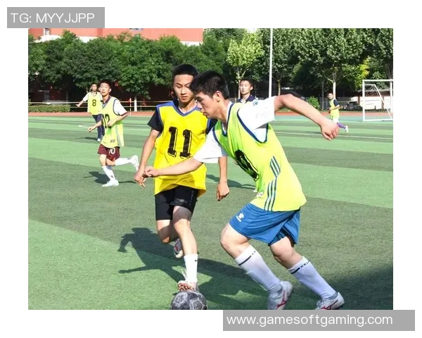 绿茵场上的梦想与荣耀足球明星的偶像人生与成长故事